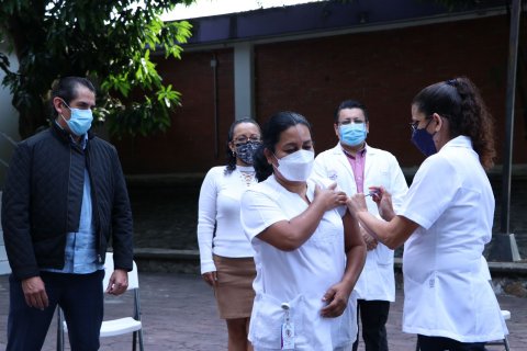 Arranca en Morelos campaña de vacunación contra influenza