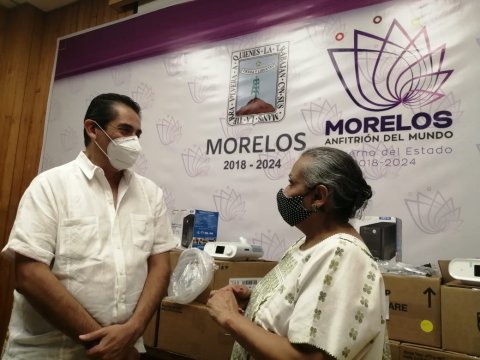 <a href="/noticias/recibe-morelos-30-auxiliares-ventilatorios-por-parte-del-gobierno-de-mexico">Recibe Morelos 30 auxiliares ventilatorios por parte del Gobierno de México</a>