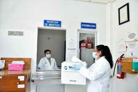 <a href="/noticias/cuenta-morelos-con-laboratorio-estatal-de-salud-publica-calificado-para-diagnosticar-covid">Cuenta Morelos con Laboratorio Estatal de Salud Pública calificado para diagnosticar COVID-1...</a>