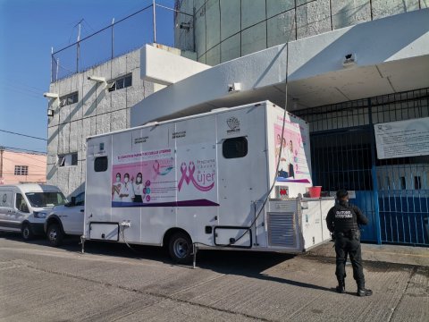 Acerca Gobierno estatal unidad móvil de mastografías a mujeres del penal de Cuautla y Jojutla