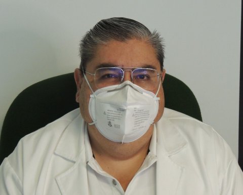 Carlos Nicolás del Río Almendarez, jefe del servicio de Consulta Externa del HNM