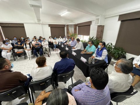 <a href="/noticias/realizan-autoridades-sanitarias-mesa-de-trabajo-sobre-el-modelo-imss-bienestar">Realizan autoridades sanitarias mesa de trabajo sobre el modelo IMSS-Bienestar</a>