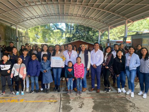 <a href="/noticias/entrega-ssm-placas-escuelas-promotoras-de-la-salud">Entrega SSM placas a escuelas promotoras de la salud</a>